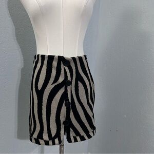 Zara Black and Beige Zebra Print Skirt